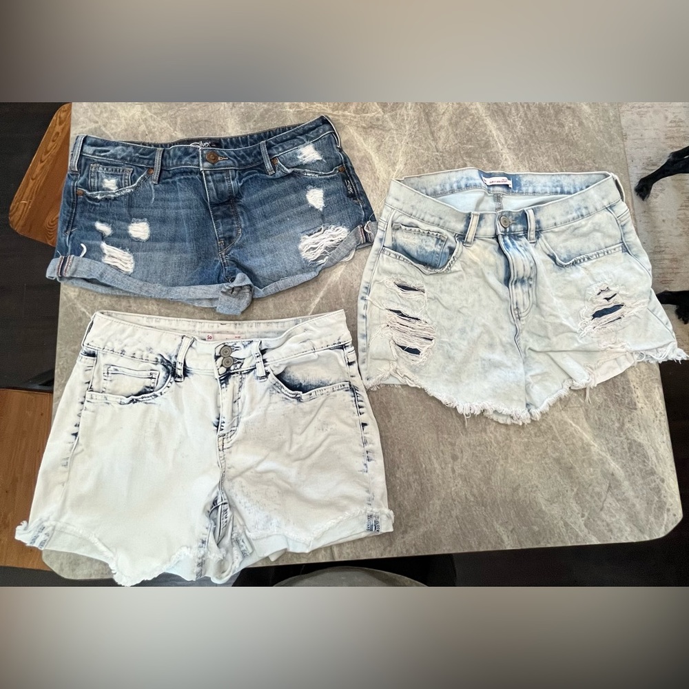 Woman’s Jean Shorts. Size 11